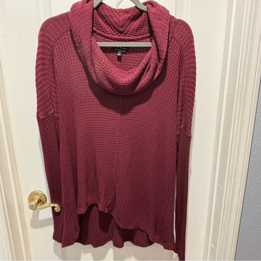 Lucky Brand Maroon Textured Cowl Neck Long Sleeve High-Low Top size L